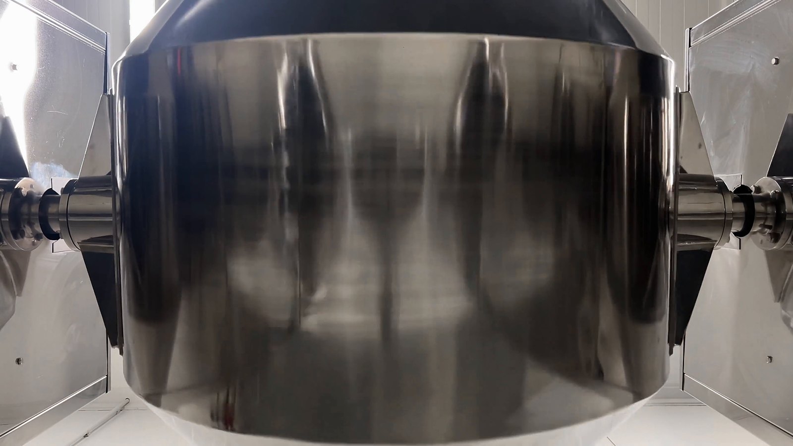 The coating drum in operation at the plant in Mārupe, Latvia
